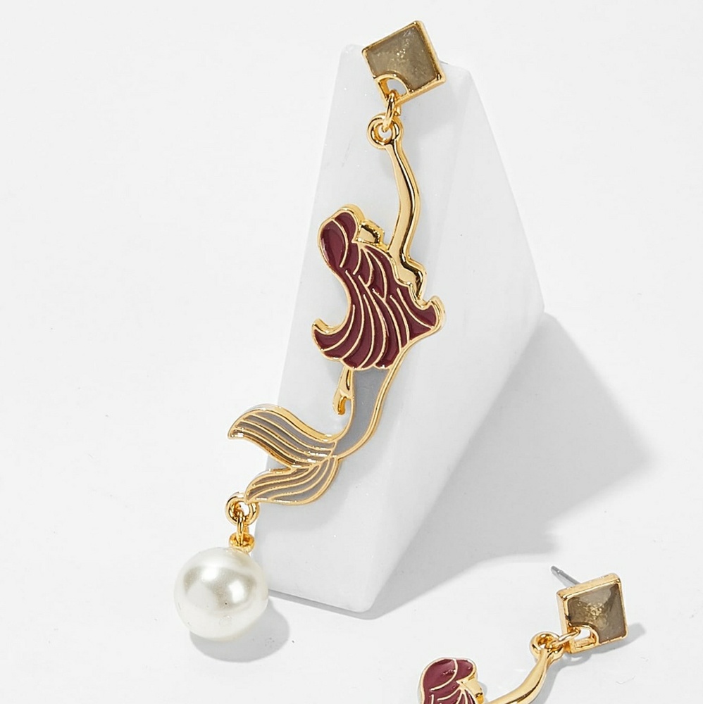 Swimming Mermaid with Pearls Earrings